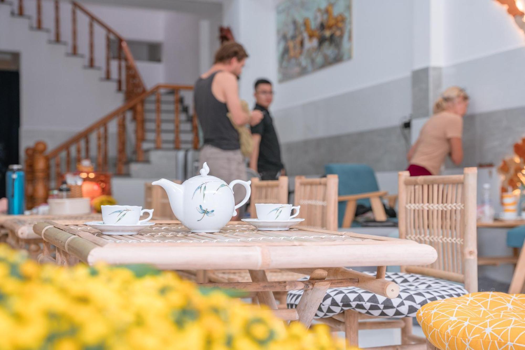 Aloha Saigon Premium Hostel By Local Travel Experts - Newly Opened, Less-Touristy Location, Spacious Rooms, Glass Shower Bathroom, Free Breakfast & Walking Tour Ho Chi Minh City Bagian luar foto