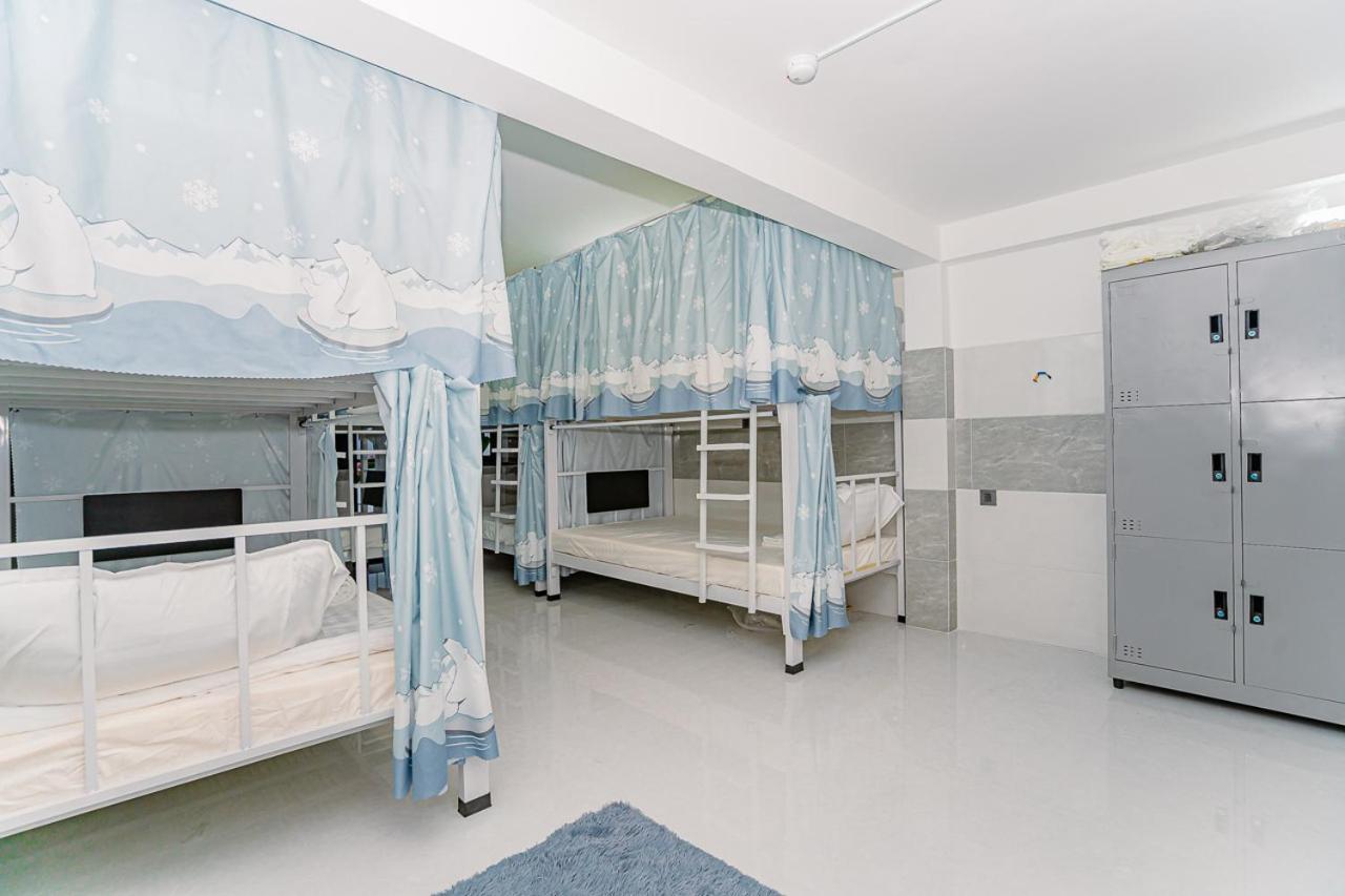 Aloha Saigon Premium Hostel By Local Travel Experts - Newly Opened, Less-Touristy Location, Spacious Rooms, Glass Shower Bathroom, Free Breakfast & Walking Tour Ho Chi Minh City Bagian luar foto
